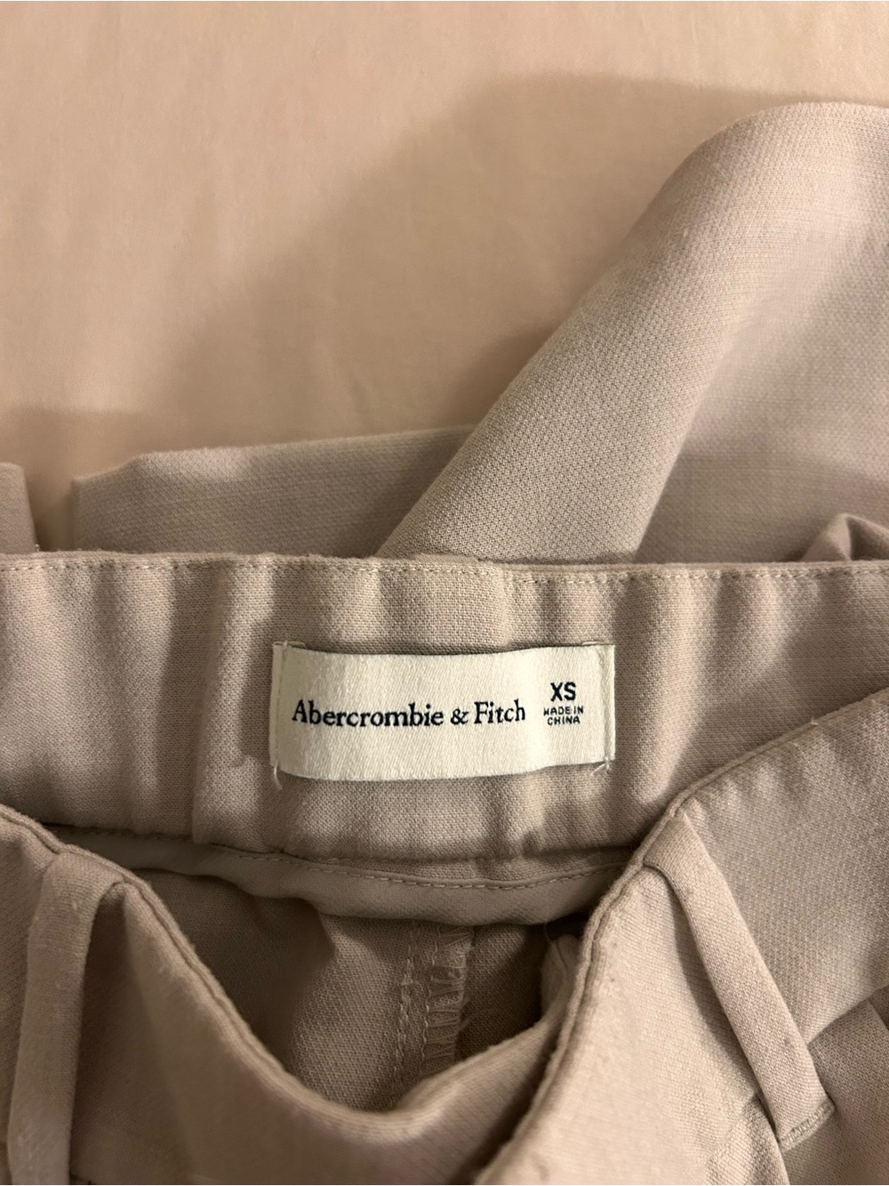 Abercrombie Sloane Tailored Wide Leg Pant - Picture 3 of 3